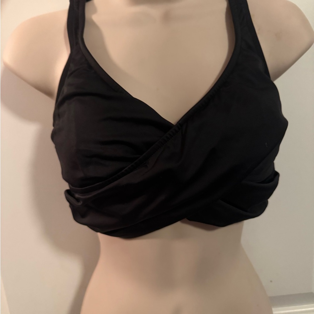 VENUS Black Wrap Front Bikini Too with Supportive Straps and back tie